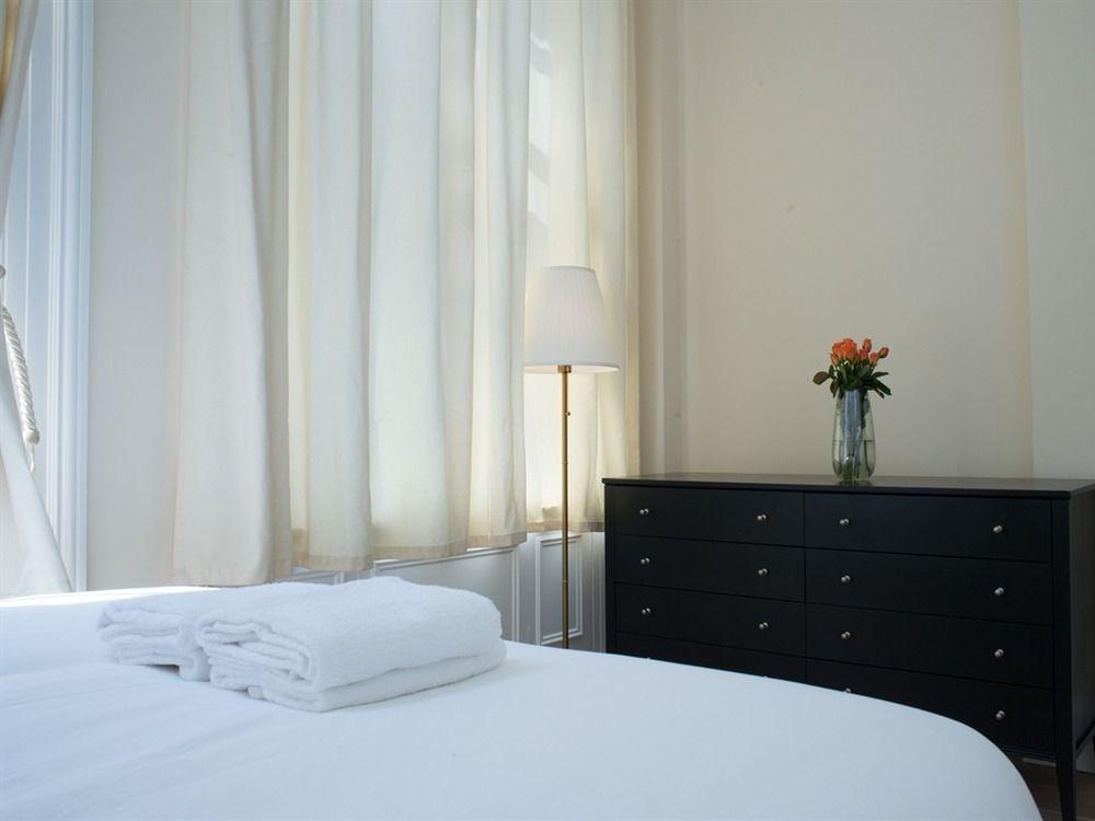 Luxton Apartments - Knightsbridge London Bagian luar foto